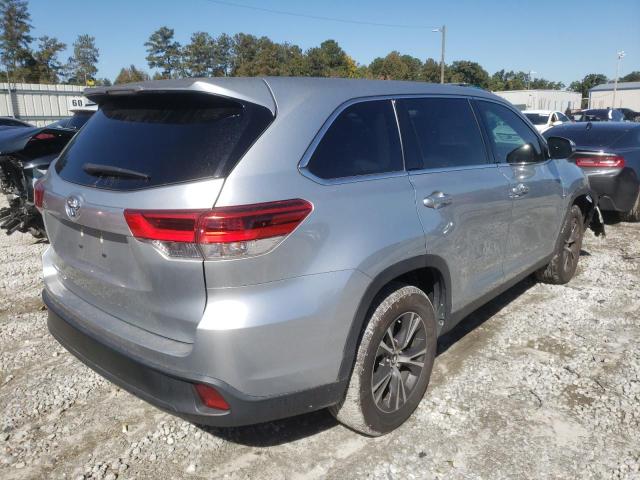 Photo 4 from auction – 2019 TOYOTA HIGHLANDER with VIN 5TDZARFH0KS056056