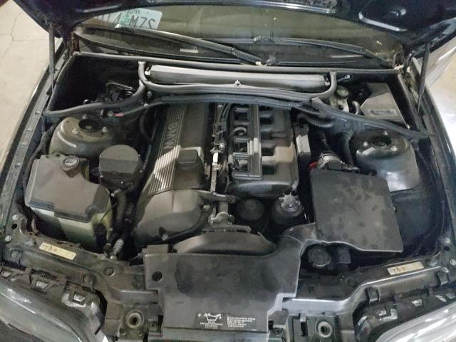 Photo 7 from auction – 2004 BMW 330 XI with VIN WBAEW53444PN36007