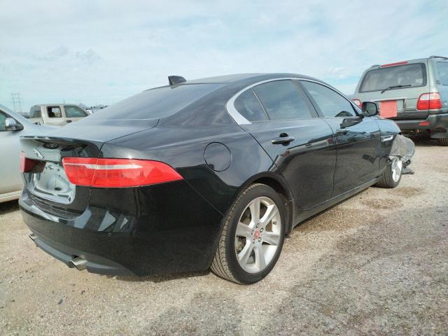 Photo 4 from auction – 2018 JAGUAR XE PREMIUM with VIN SAJAD4FX2JCP35052