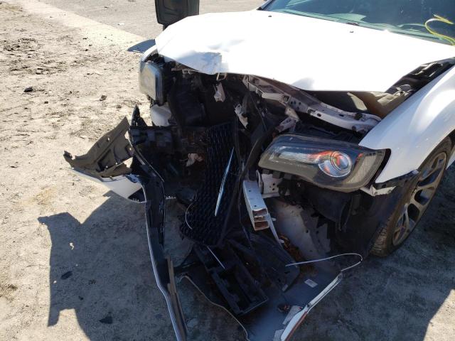Photo 9 from auction – 2015 CHRYSLER 300 S with VIN 2C3CCABG5FH830423