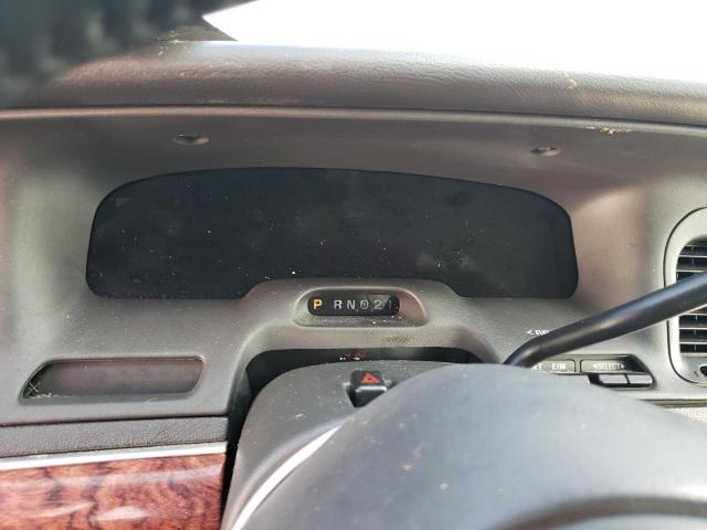 Photo 8 from auction – 2000 MERCURY GRAND MARQ with VIN 2MEFM75W3YX652482