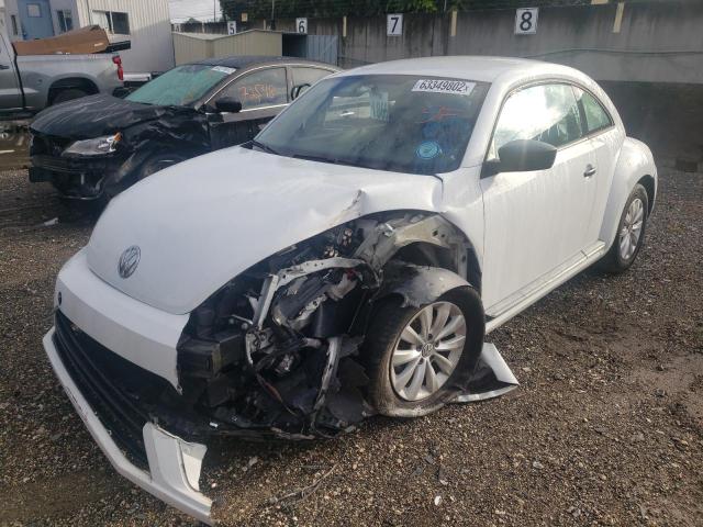 Photo 2 from auction – 2018 VOLKSWAGEN BEETLE S with VIN 3VWFD7AT7JM709438