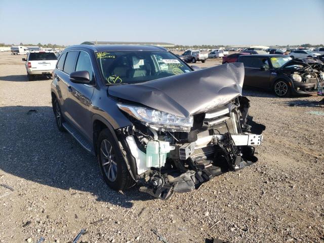 TOYOTA HIGHLANDER 2019 with VIN 5TDKZRFH1KS353587 - Photo from auction