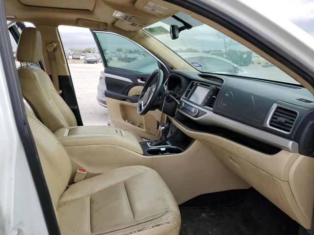 Photo 5 from auction – 2016 TOYOTA HIGHLANDER with VIN 5TDKKRFH7GS505545