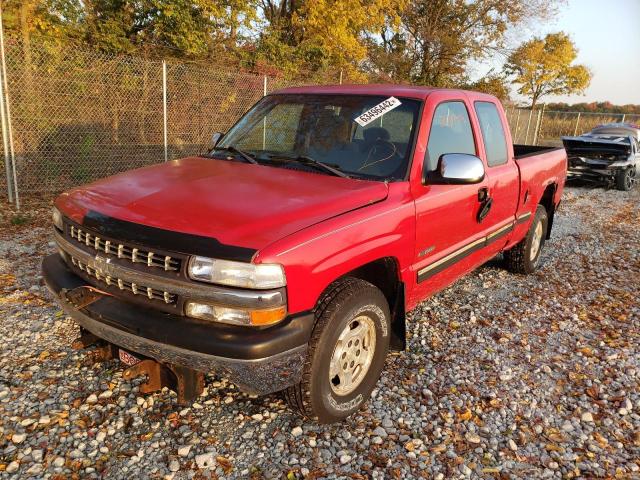 Photo 2 from auction – 2002 CHEVROLET SILVERADO with VIN 2GCEK19TX21153334