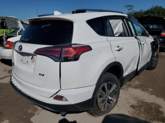 Photo 4 from auction – 2018 TOYOTA RAV4 ADVEN with VIN 2T3WFREV5JW423719