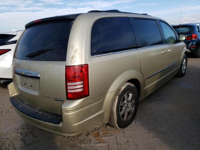 Photo 4 from auction – 2010 CHRYSLER TOWN & COU with VIN 2A4RR5D18AR226351