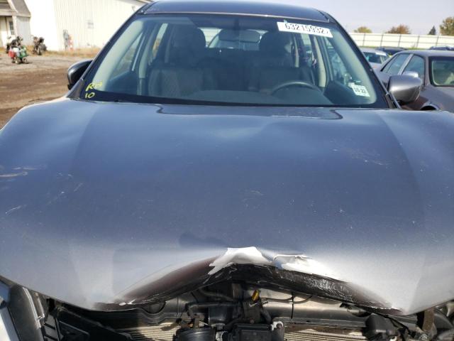 Photo 7 from auction – 2017 NISSAN ROGUE S with VIN KNMAT2MV2HP603676