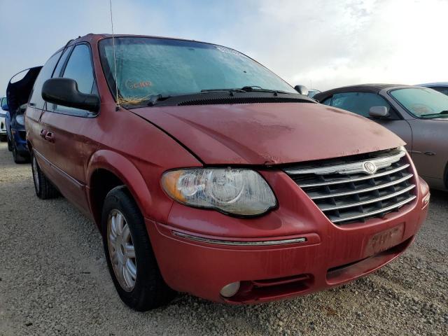 CHRYSLER TOWN & COU 2005 with VIN 2C8GP54L55R211606 - Photo from auction