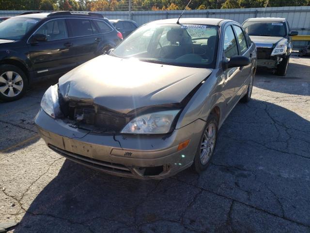 Photo 2 from auction – 2005 FORD FOCUS ZX4 with VIN 1FAFP34N15W296329