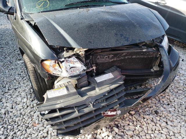 Photo 9 from auction – 2005 CHRYSLER TOWN & COU with VIN 1C8GP45R35B343579