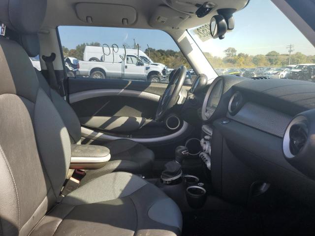 Photo 5 from auction – 2010 MINI COOPER S with VIN WMWMF7C58ATZ71101