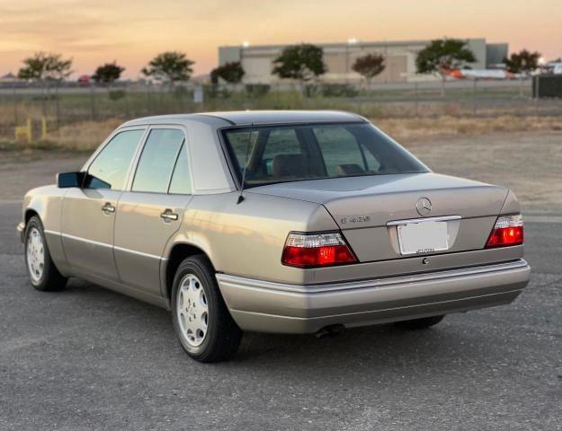 Photo 3 from auction – 1994 MERCEDES-BENZ E 420 with VIN WDBEA34EXRC021488