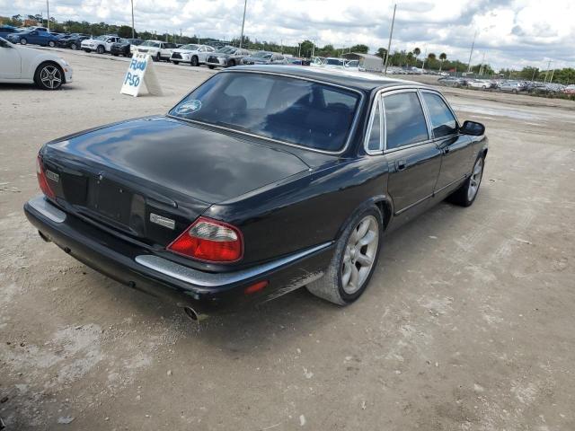 Photo 4 from auction – 2001 JAGUAR XJR with VIN SAJDA15B71MF26638