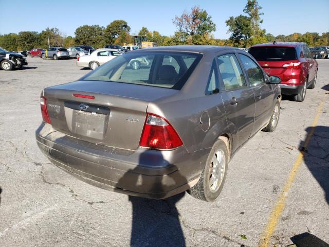 Photo 4 from auction – 2005 FORD FOCUS ZX4 with VIN 1FAFP34N15W296329