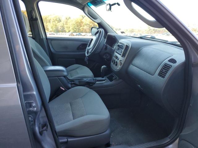 Photo 5 from auction – 2007 FORD ESCAPE XLT with VIN 1FMCU031X7KA24550