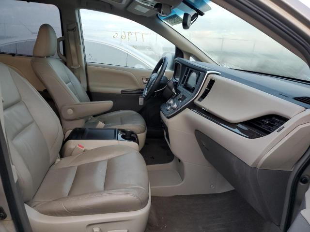 Photo 5 from auction – 2016 TOYOTA SIENNA XLE with VIN 5TDYK3DC8GS743368