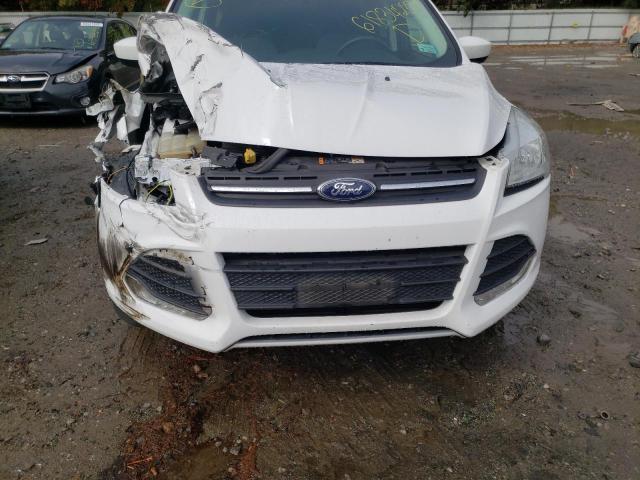 Photo 9 from auction – 2016 FORD ESCAPE SE with VIN 1FMCU9GX2GUB85255