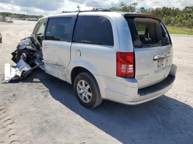 Photo 3 from auction – 2010 CHRYSLER TOWN & COU with VIN 2A4RR5D1XAR422033