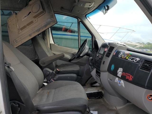 Photo 5 from auction – 2013 MERCEDES-BENZ SPRINTER 2 with VIN WD3PE8CC3D5798453