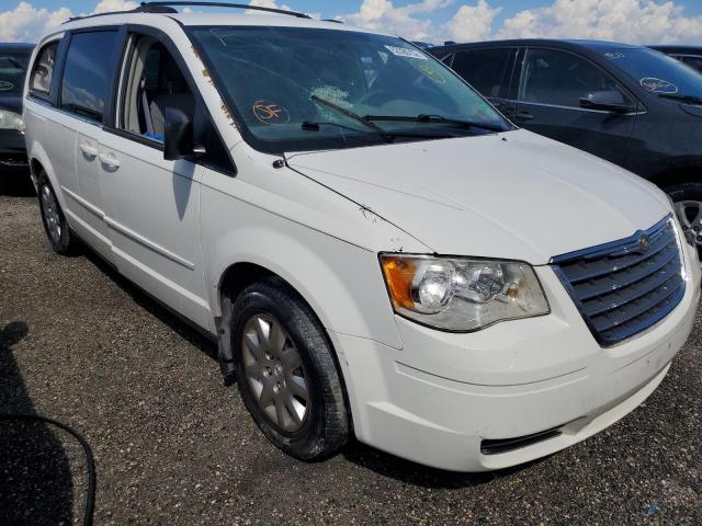 CHRYSLER TOWN & COU 2010 with VIN 2A4RR4DE7AR192450 - Photo from auction