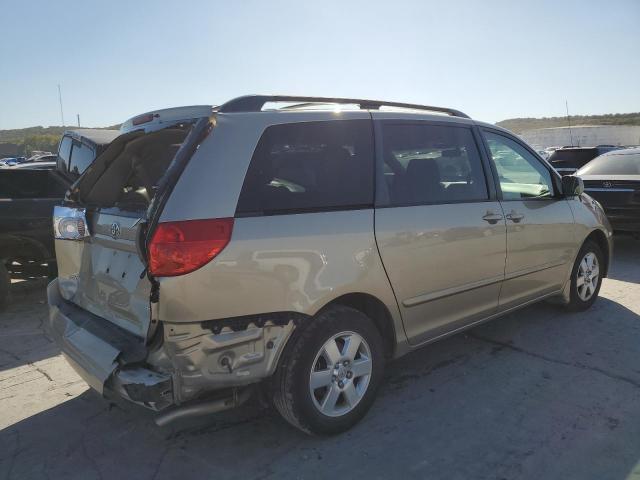 Photo 4 from auction – 2010 TOYOTA SIENNA XLE with VIN 5TDYK4CC2AS313804