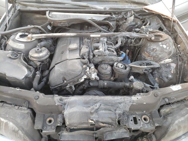 Photo 7 from auction – 2004 BMW 325 I with VIN WBAET374X4NJ42420
