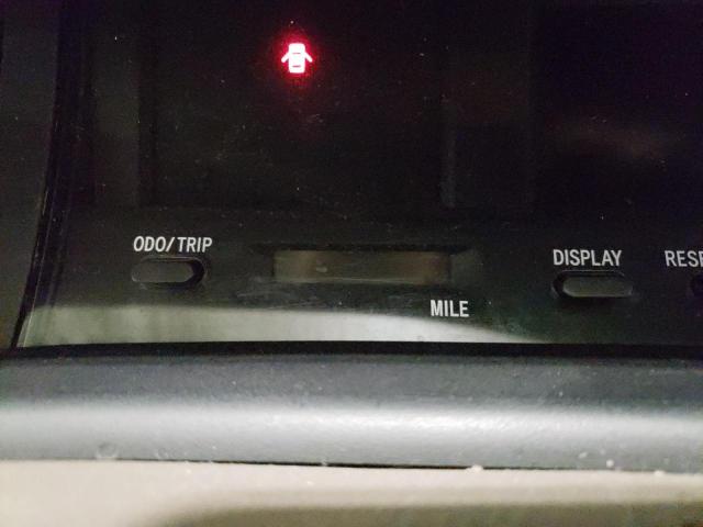 Photo 8 from auction – 2003 TOYOTA AVALON XL with VIN 4T1BF28B73U295941
