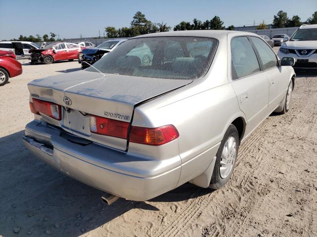 Photo 4 from auction – 2000 TOYOTA CAMRY CE with VIN 4T1BG22K9YU009553