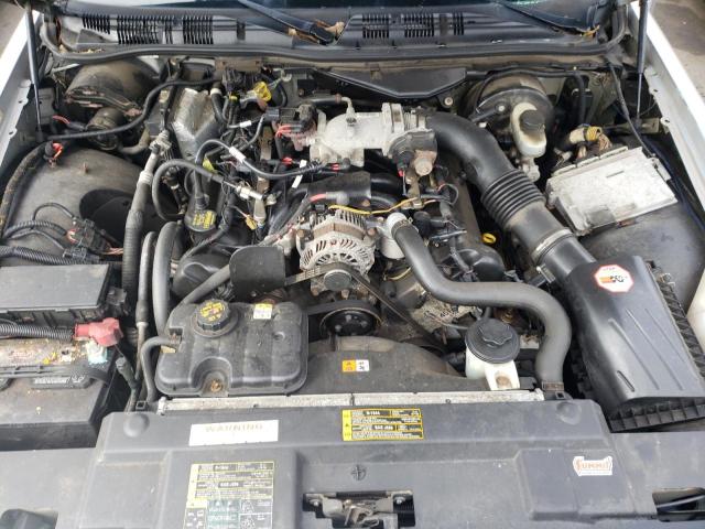 Photo 7 from auction – 2011 FORD CROWN VICT with VIN 2FABP7BV7BX104677