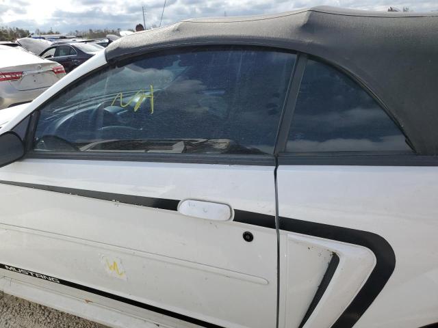 Photo 9 from auction – 2000 FORD MUSTANG with VIN 1FAFP4448YF255584