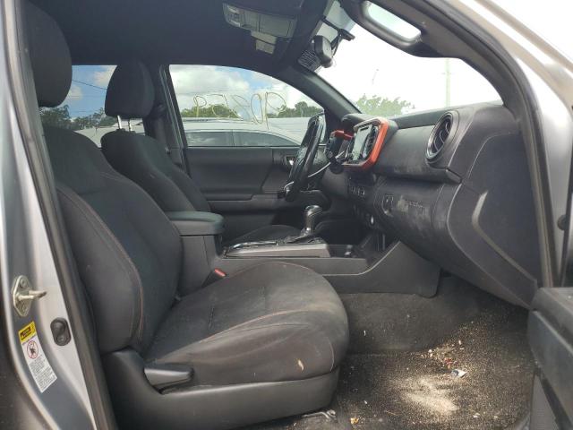 Photo 5 from auction – 2016 TOYOTA TACOMA DOU with VIN 3TMCZ5AN4GM032502