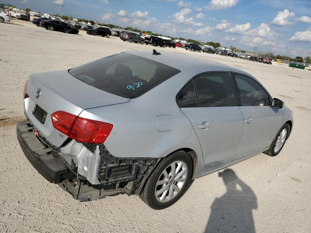 Photo 4 from auction – 2014 VOLKSWAGEN JETTA SE with VIN 3VWD17AJ4EM376166