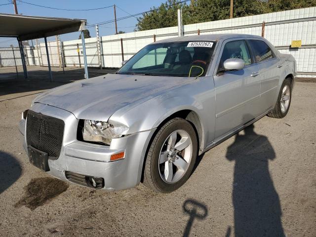 Photo 2 from auction – 2005 CHRYSLER 300 TOURIN with VIN 2C3JA53G65H512540