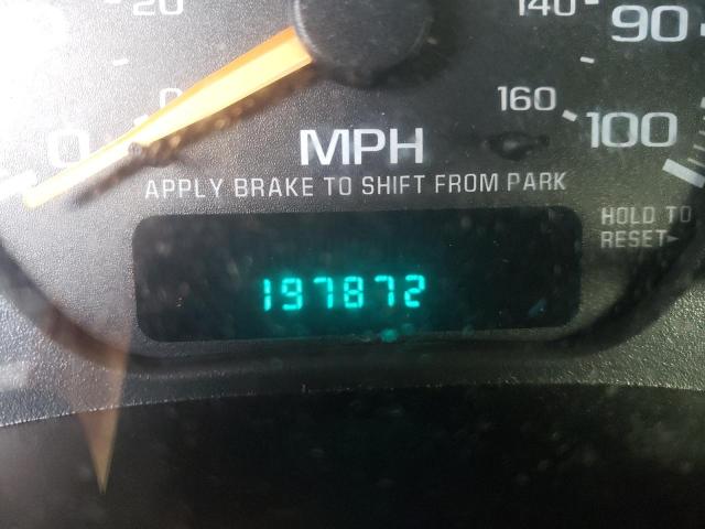 Photo 8 from auction – 2002 CHEVROLET AVALANCHE with VIN 3GNEK13T22G219673