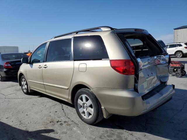 Photo 3 from auction – 2010 TOYOTA SIENNA XLE with VIN 5TDYK4CC2AS313804