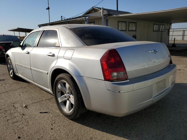 Photo 3 from auction – 2005 CHRYSLER 300 TOURIN with VIN 2C3JA53G65H512540