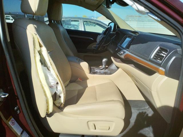 Photo 5 from auction – 2018 TOYOTA HIGHLANDER with VIN 5TDDGRFH6JS047921