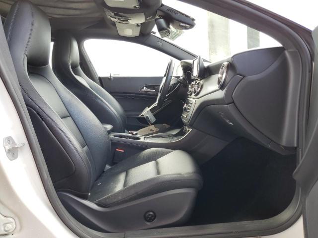 Photo 5 from auction – 2014 MERCEDES-BENZ CLA 250 with VIN WDDSJ4EB4EN034384