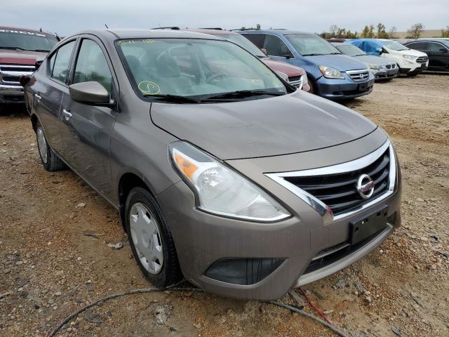 NISSAN VERSA S 2015 with VIN 3N1CN7AP5FL815442 - Photo from auction