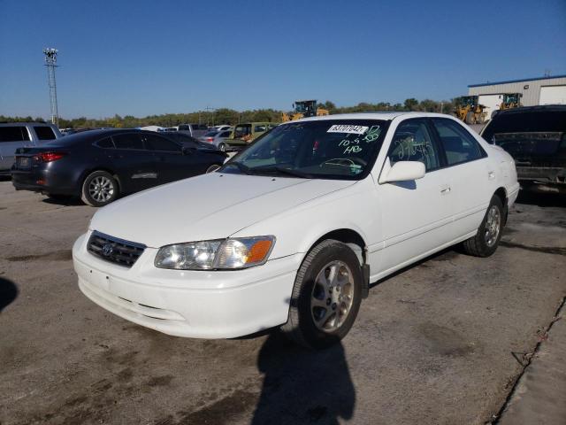 Photo 2 from auction – 2000 TOYOTA CAMRY CE with VIN 4T1BG28K7YU929396
