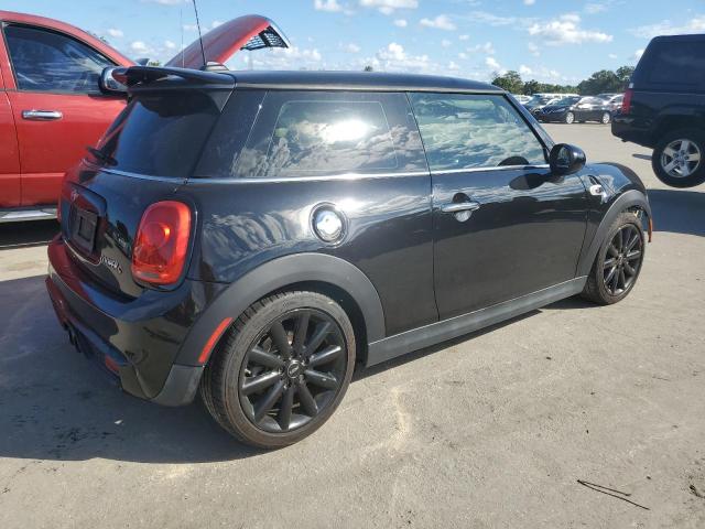 Photo 4 from auction – 2015 MINI COOPER S with VIN WMWXP7C55F2A37052