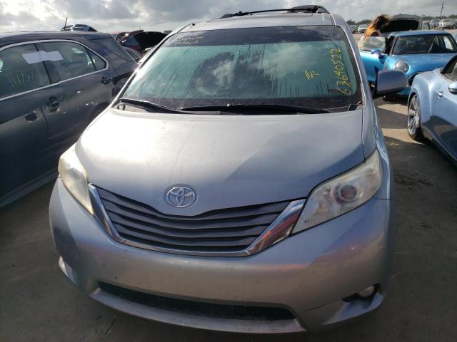 Photo 5 from auction – 2012 TOYOTA SIENNA XLE with VIN 5TDYK3DC4CS181351