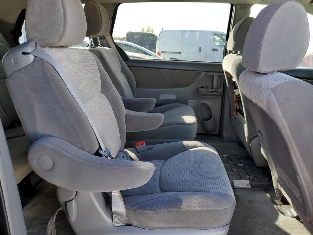 Photo 6 from auction – 2010 TOYOTA SIENNA CE with VIN 5TDKK4CC1AS293289