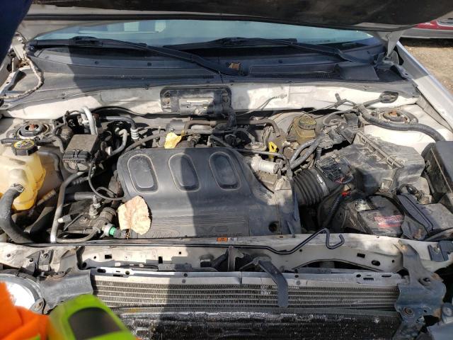 Photo 7 from auction – 2004 FORD ESCAPE XLT with VIN 1FMYU93114KA24913