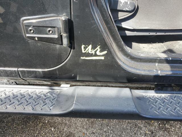 Photo 9 from auction – 2016 JEEP WRANGLER U with VIN 1C4BJWDG0GL130496