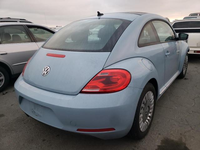 Photo 4 from auction – 2014 VOLKSWAGEN BEETLE with VIN 3VWJP7AT7EM630164