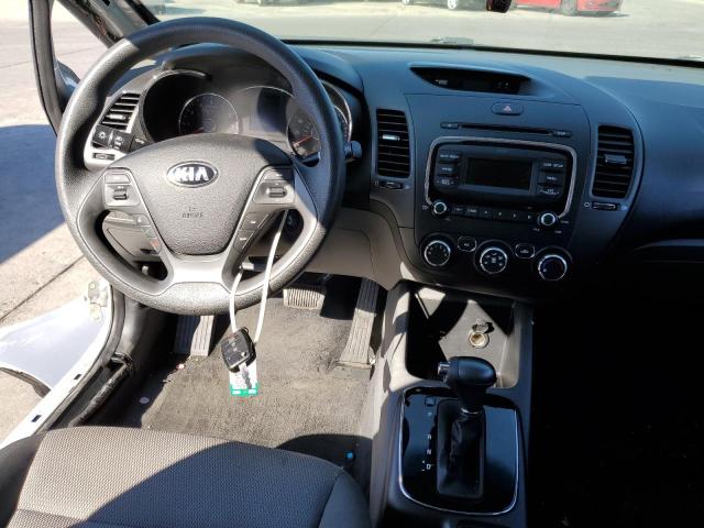 Photo 9 from auction – 2017 KIA FORTE LX with VIN 3KPFK4A75HE111847