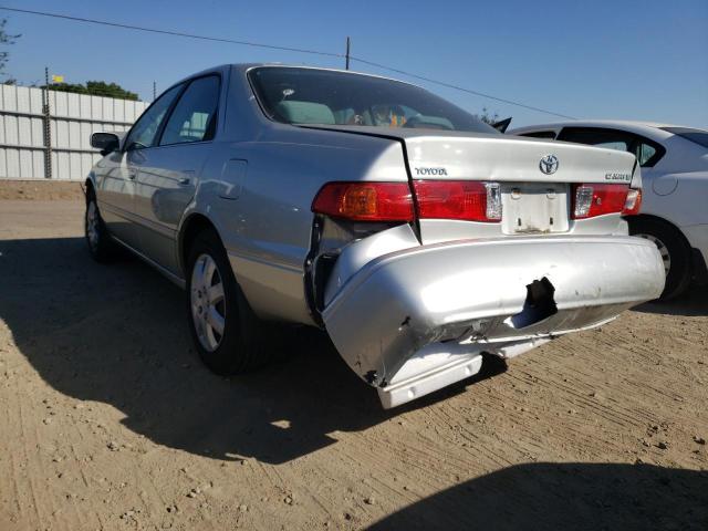 Photo 3 from auction – 2000 TOYOTA CAMRY CE with VIN JT2BG22K0Y0487588