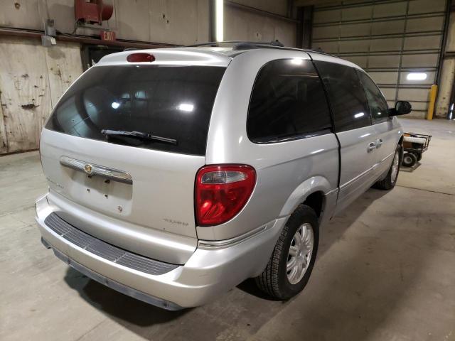 Photo 4 from auction – 2005 CHRYSLER TOWN & COU with VIN 2C4GP54L05R384015